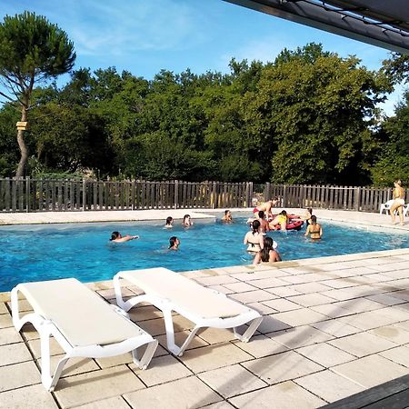 Vila Le Vignal Monflanquin Exteriér fotografie