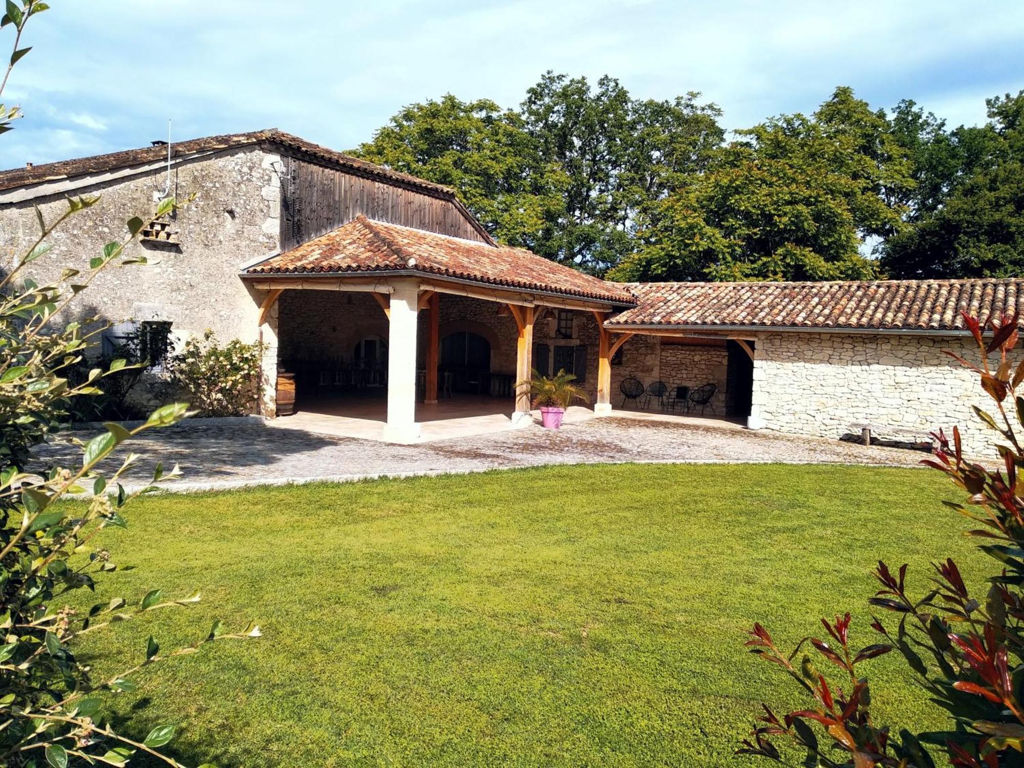 Vila Le Vignal Monflanquin Exteriér fotografie