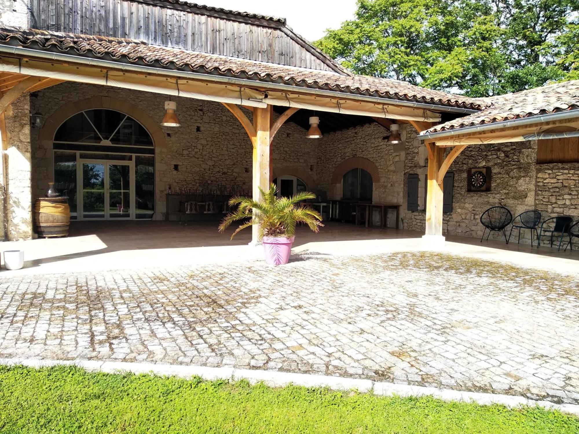 Vila Le Vignal Monflanquin Exteriér fotografie