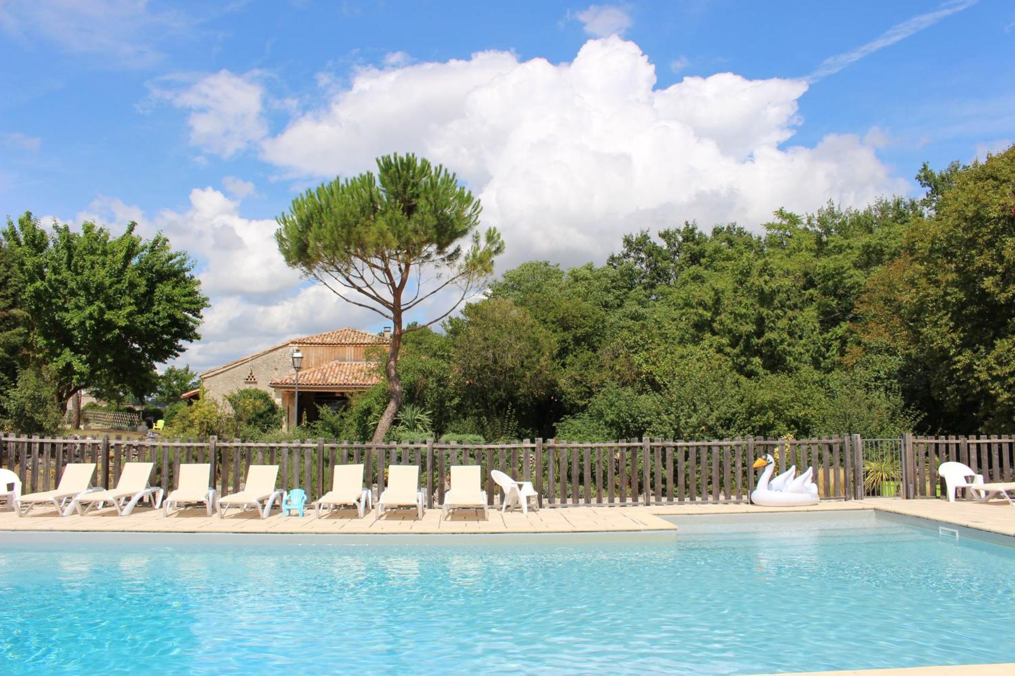 Vila Le Vignal Monflanquin Exteriér fotografie