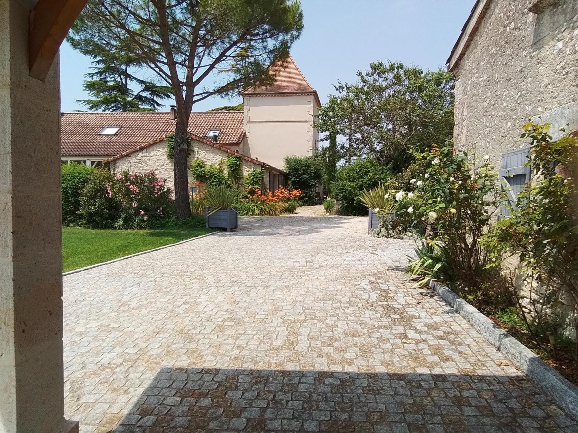 Vila Le Vignal Monflanquin Exteriér fotografie